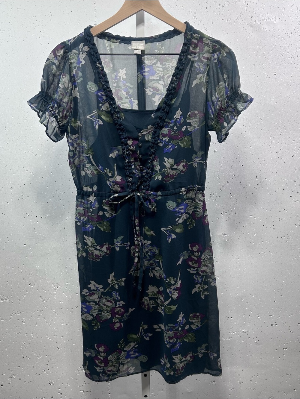 Converse One Star Floral Ruffle Sleeve Dress S